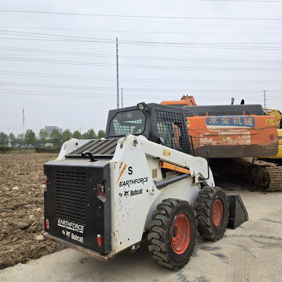 Bobcat S16 - Skid steer loader: picture 3 Bobcat S16 - Skid steer loader: picture 3