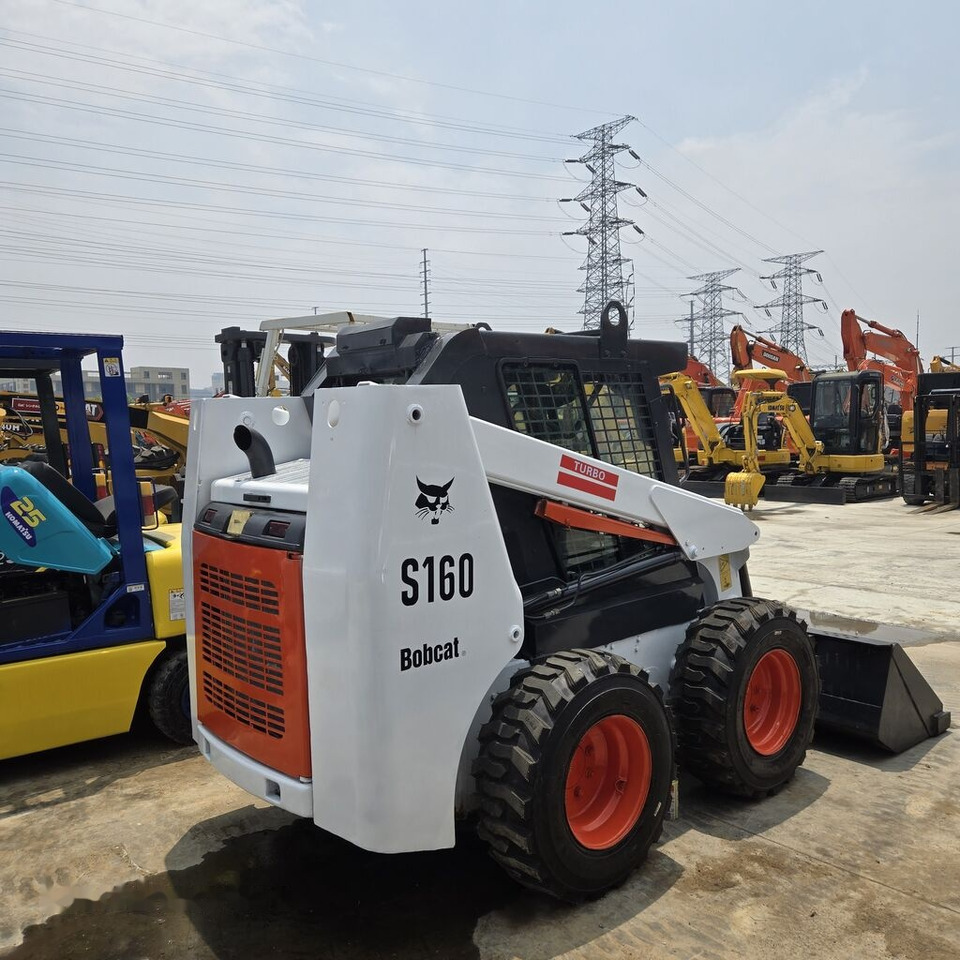 Bobcat S160 - Skid steer loader: picture 3 Bobcat S160 - Skid steer loader: picture 3