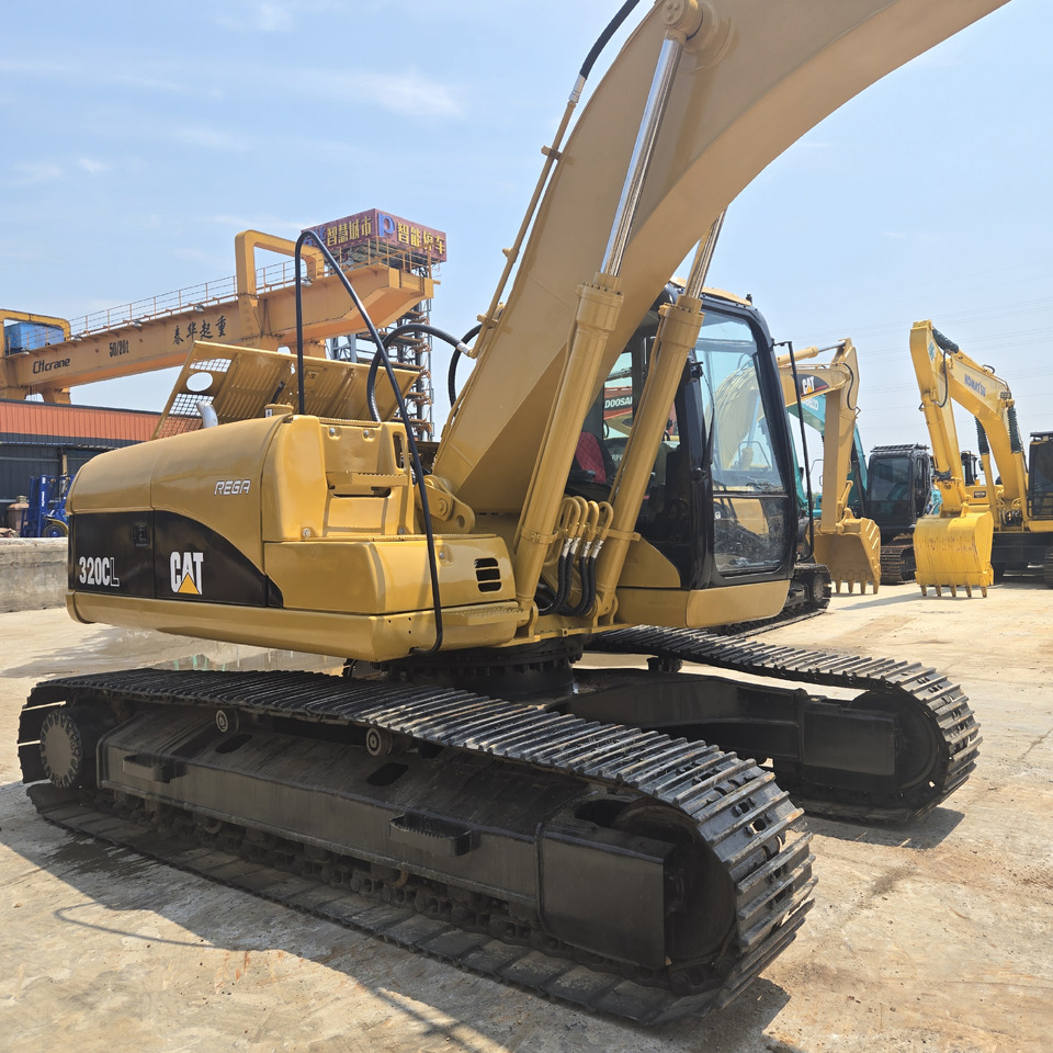 CAT 320C - Crawler excavator: picture 2 CAT 320C - Crawler excavator: picture 2