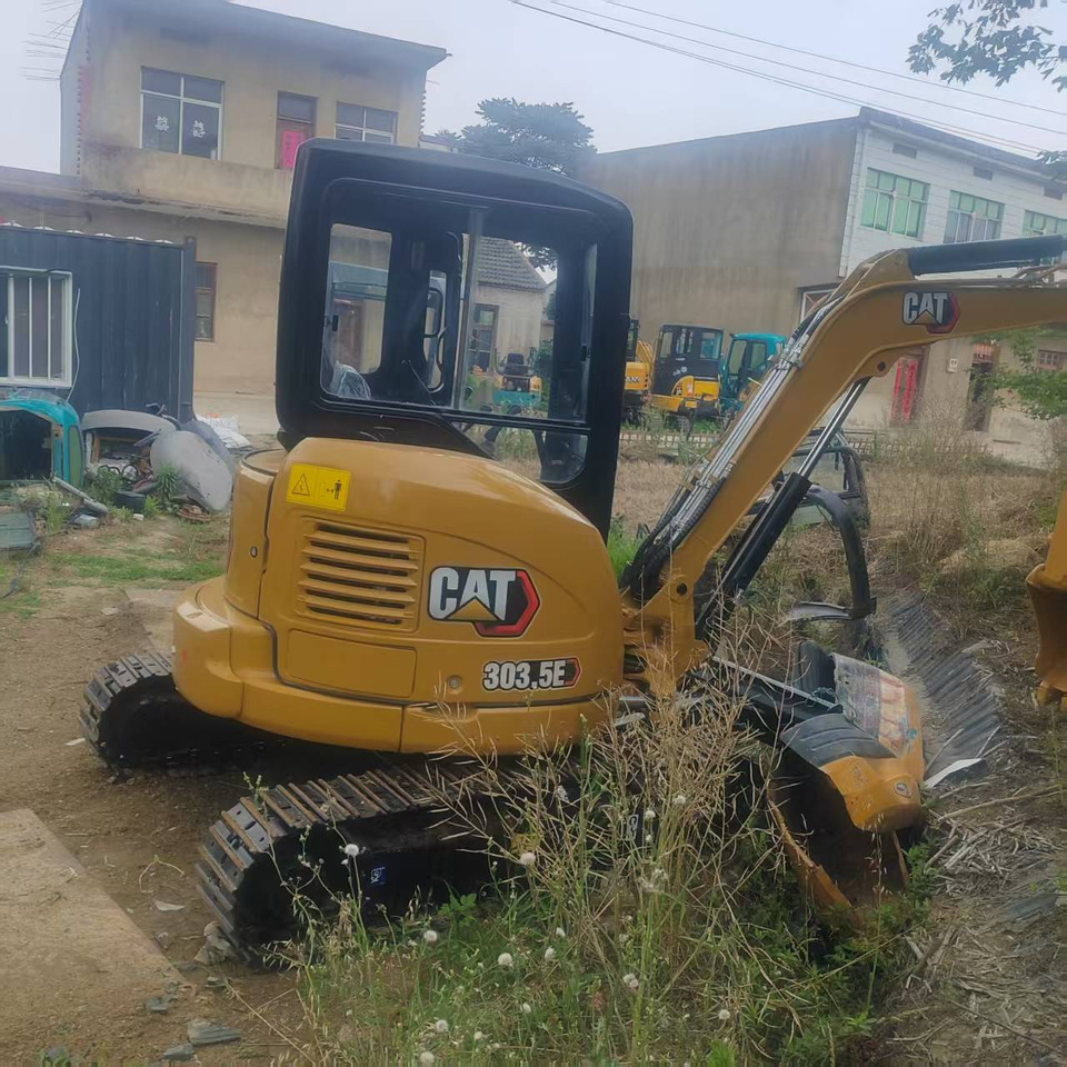 CATERPILLAR 303.5 - Mini excavator: picture 1 CATERPILLAR 303.5 - Mini excavator: picture 1