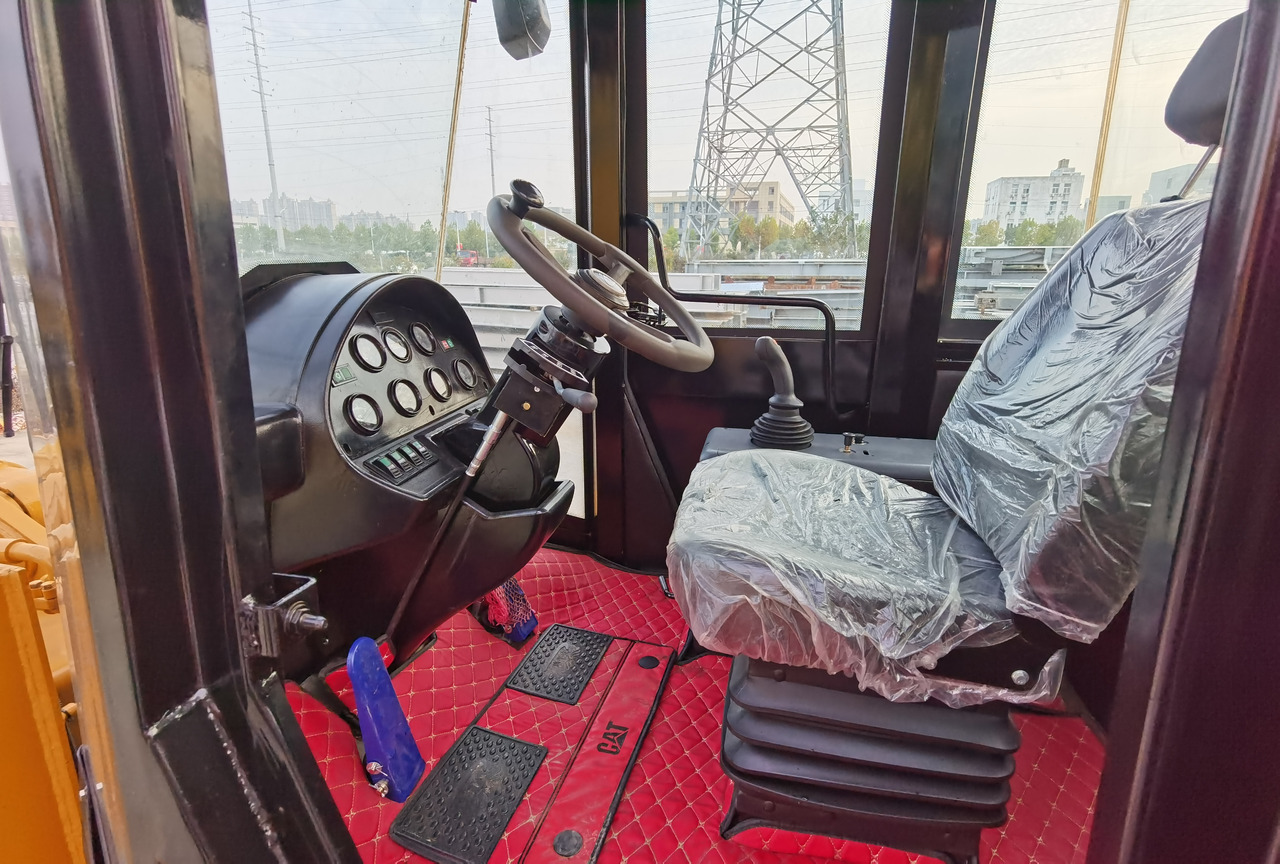 Wheel loader CATERPILLAR 950H: picture 6