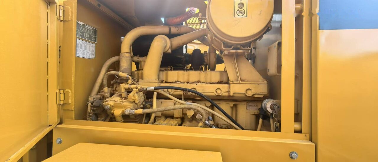 Grader Caterpillar 140H: picture 15