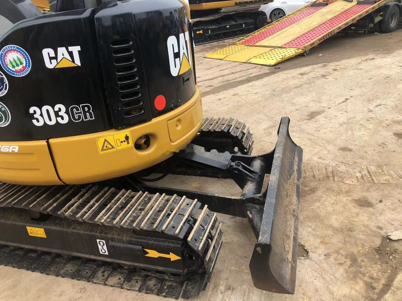 Caterpillar 303CR - Mini excavator: picture 2 Caterpillar 303CR - Mini excavator: picture 2