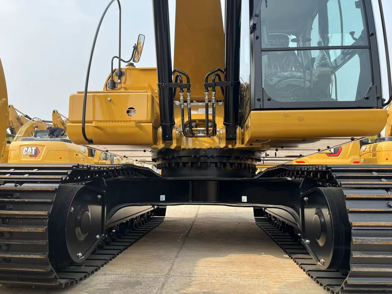 Caterpillar 320GX New machine - Crawler excavator: picture 1 Caterpillar 320GX New machine - Crawler excavator: picture 1