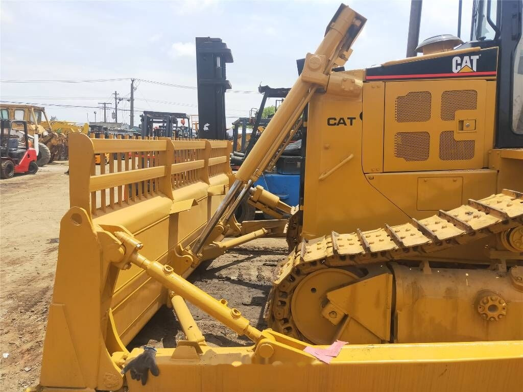 Caterpillar D 6 R - Bulldozer: picture 1 Caterpillar D 6 R - Bulldozer: picture 1