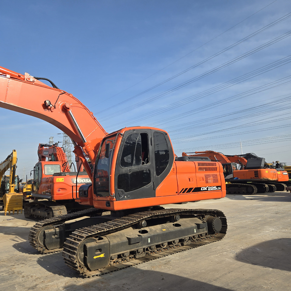 DOOSAN DX225LCA - Crawler excavator: picture 3 DOOSAN DX225LCA - Crawler excavator: picture 3