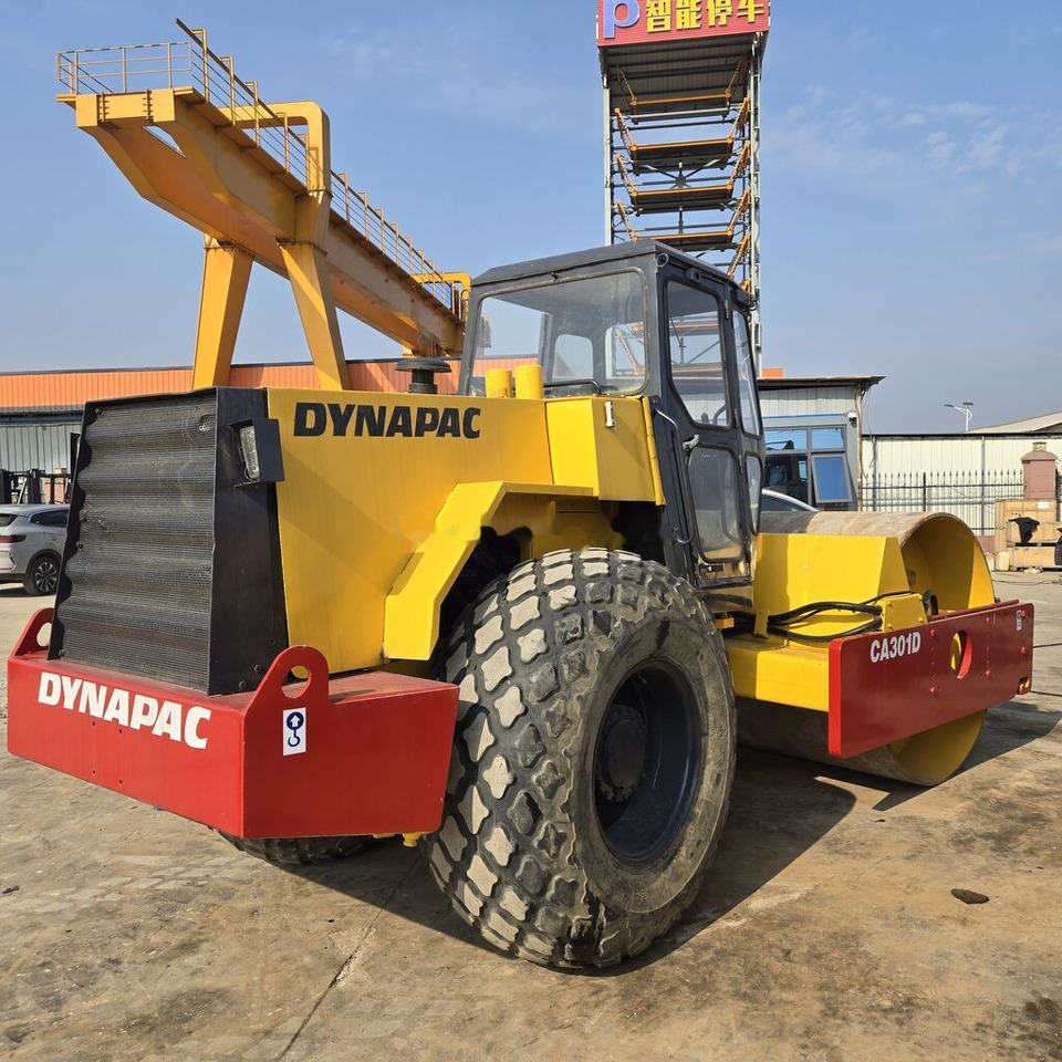 Dynapac CA 301 D - Compactor: picture 3 Dynapac CA 301 D - Compactor: picture 3