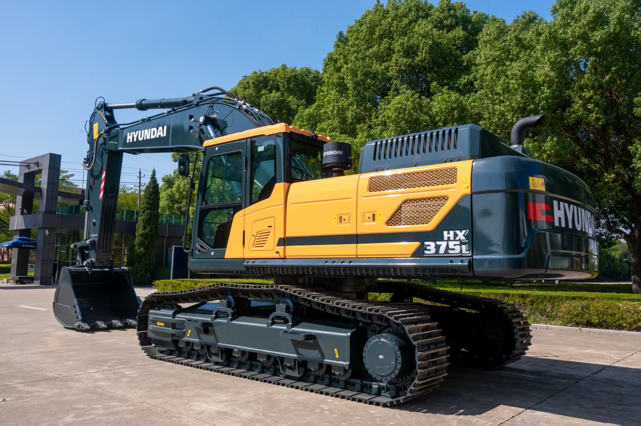 HYUNDAI HX375L - Crawler excavator: picture 1 HYUNDAI HX375L - Crawler excavator: picture 1