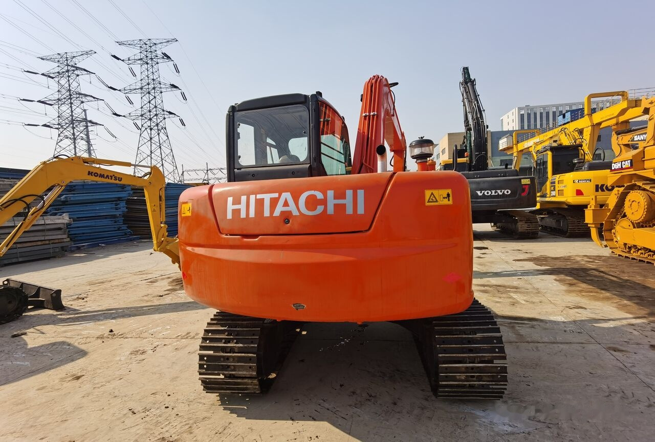 Mini excavator Hitachi ZX70: picture 7