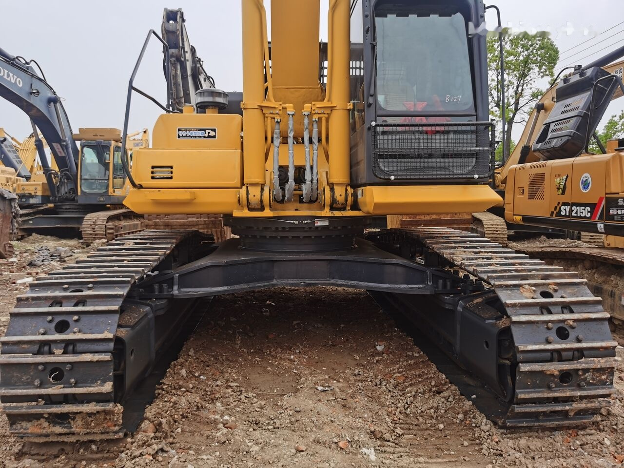 Komatsu PC450-8 - Crawler excavator: picture 1 Komatsu PC450-8 - Crawler excavator: picture 1