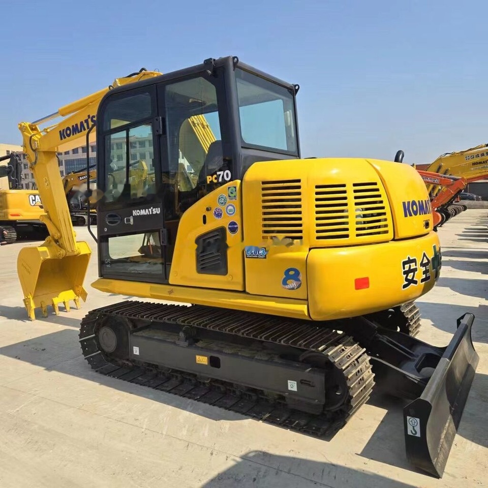 Komatsu PC70-8 - Crawler excavator: picture 4 Komatsu PC70-8 - Crawler excavator: picture 4