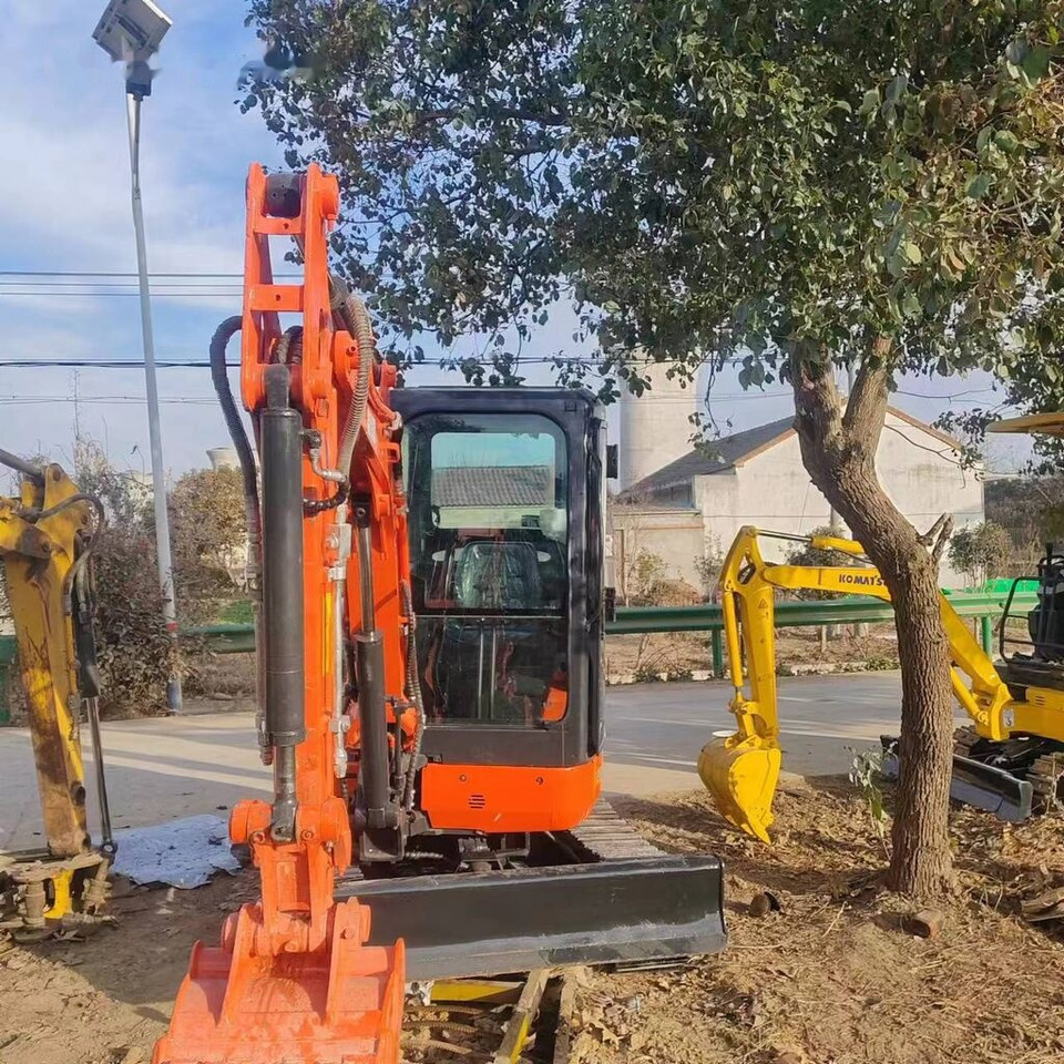 Kubota U30 - Mini excavator: picture 4 Kubota U30 - Mini excavator: picture 4