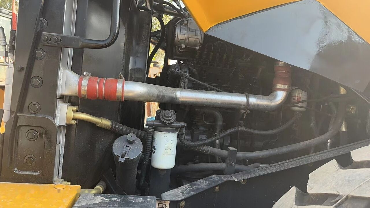 LiuGong 856H - Wheel loader: picture 3 LiuGong 856H - Wheel loader: picture 3