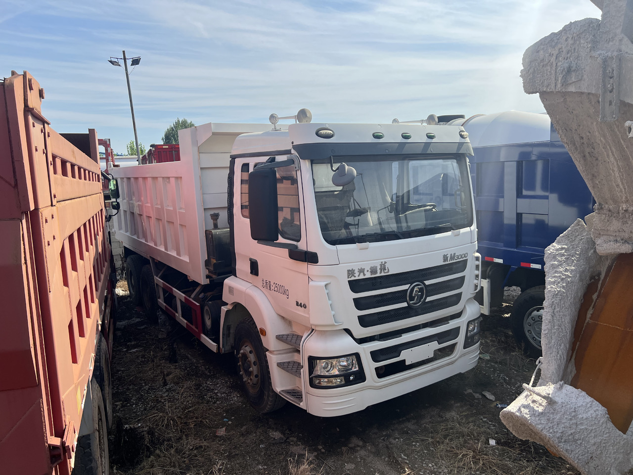 SHACMAN F3000 - Tipper: picture 4 SHACMAN F3000 - Tipper: picture 4