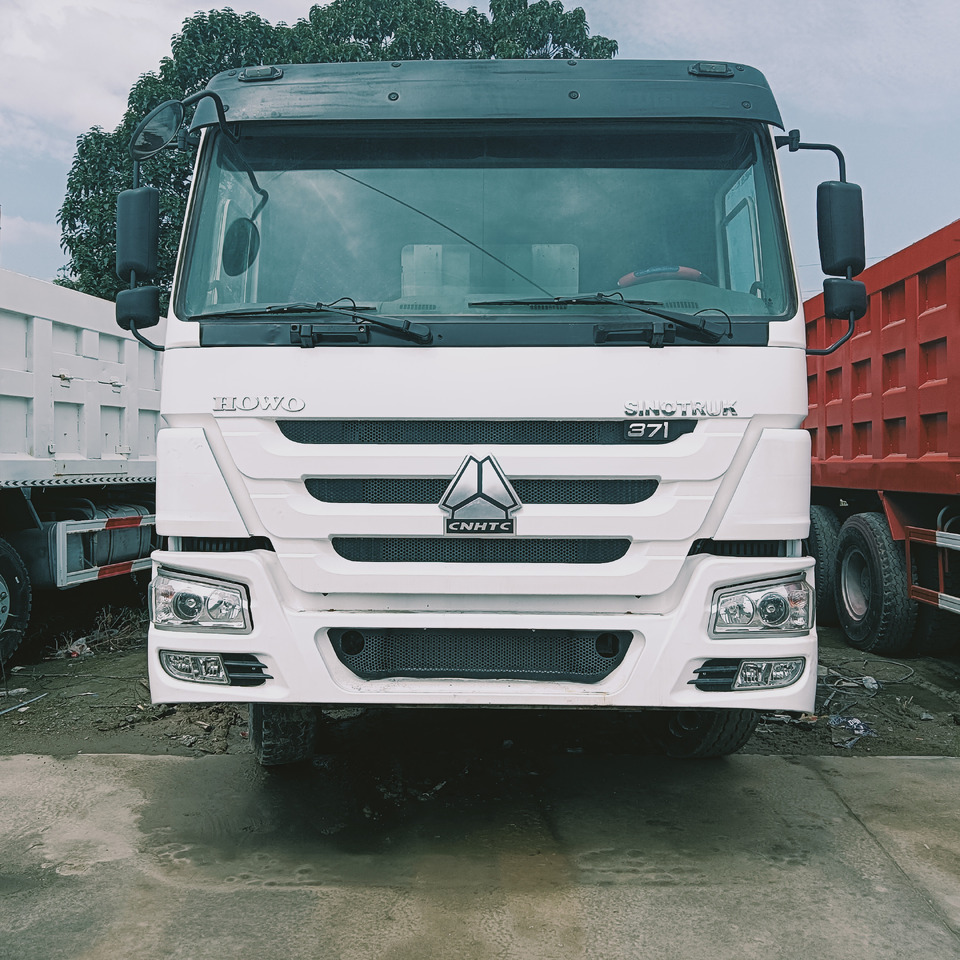 SINOTRUK HOWO - Tipper: picture 3 SINOTRUK HOWO - Tipper: picture 3