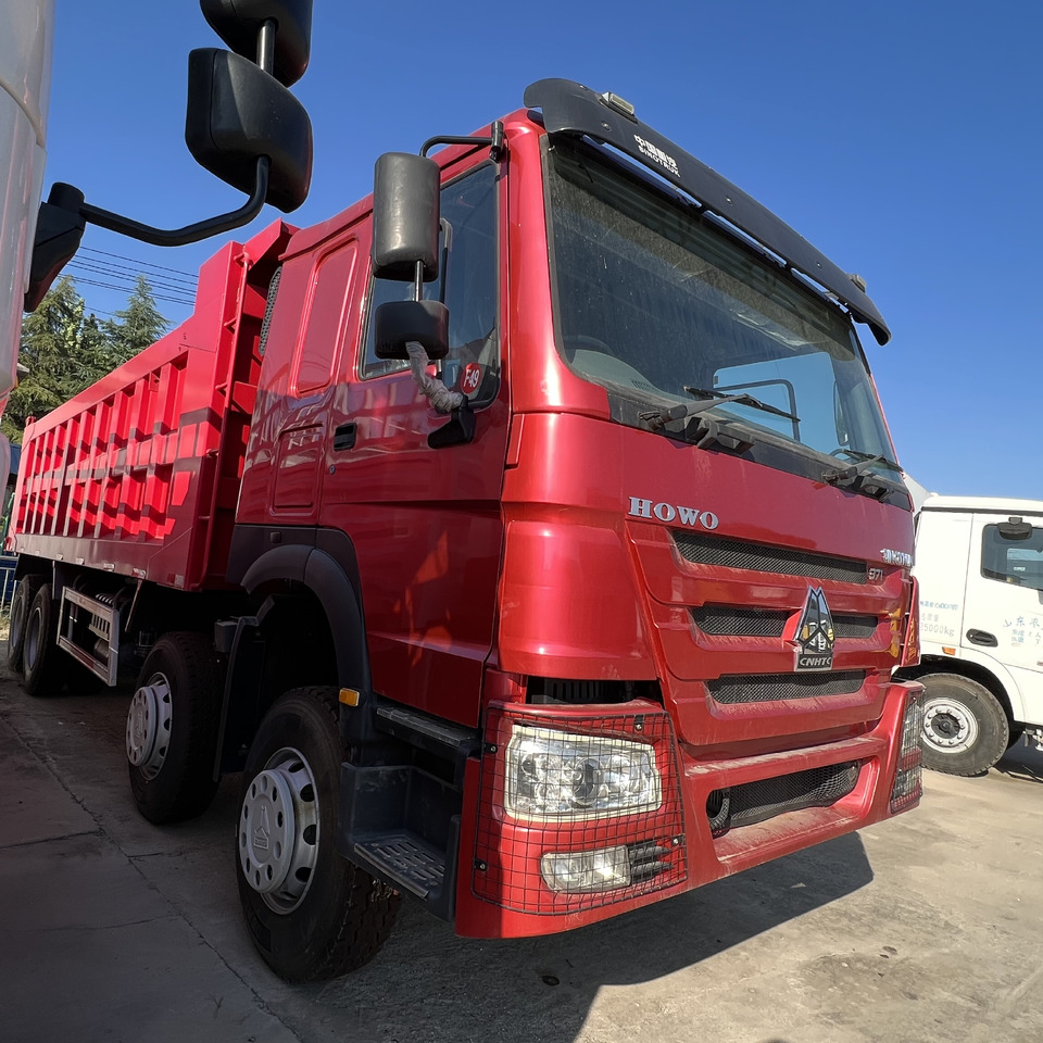 SINOTRUK HOWO - Tipper: picture 1 SINOTRUK HOWO - Tipper: picture 1