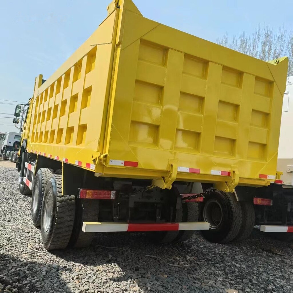 Tipper Sinotruk Howo 6*4 Right hand drive: picture 7