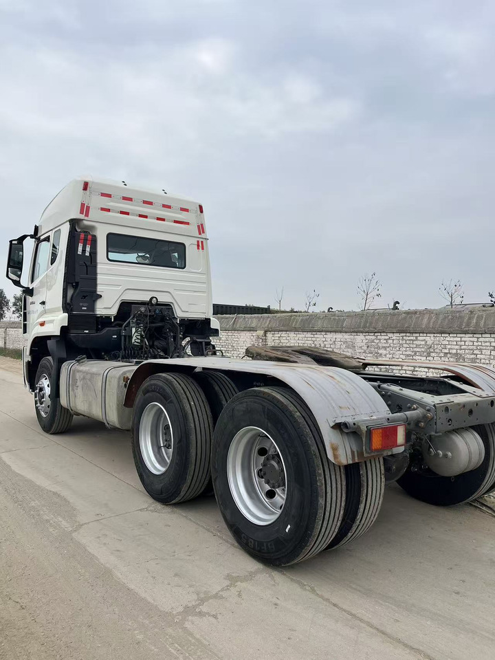 SINOTRUK Haohan - Tractor unit: picture 4 SINOTRUK Haohan - Tractor unit: picture 4