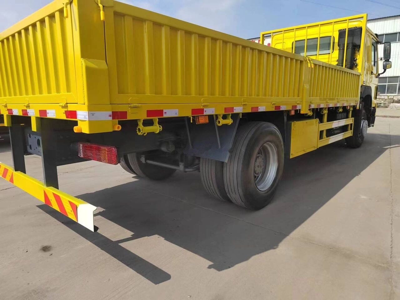 Sinotruk Howo - Tractor unit: picture 5 Sinotruk Howo - Tractor unit: picture 5