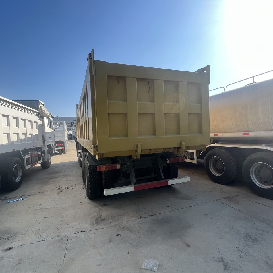SINOTRUK HOWO - Truck: picture 4 SINOTRUK HOWO - Truck: picture 4