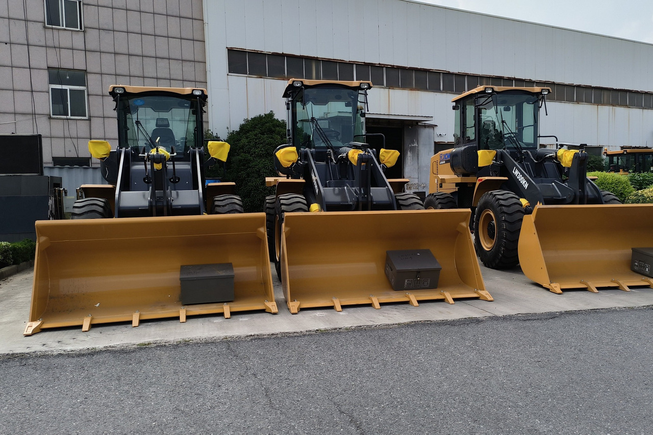XCMG LW300KN - Wheel loader: picture 4 XCMG LW300KN - Wheel loader: picture 4