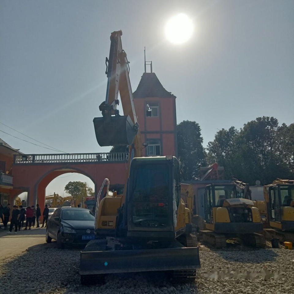 XCMG XE75DA - Mini excavator: picture 1 XCMG XE75DA - Mini excavator: picture 1