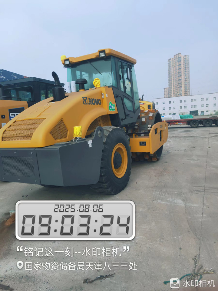 New Road roller XCMG XS203J: picture 6 New Road roller XCMG XS203J: picture 6