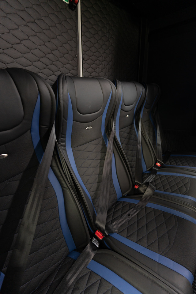 Mercedes-Benz Sprinter - Minibus, Passenger van: picture 4 Mercedes-Benz Sprinter - Minibus, Passenger van: picture 4