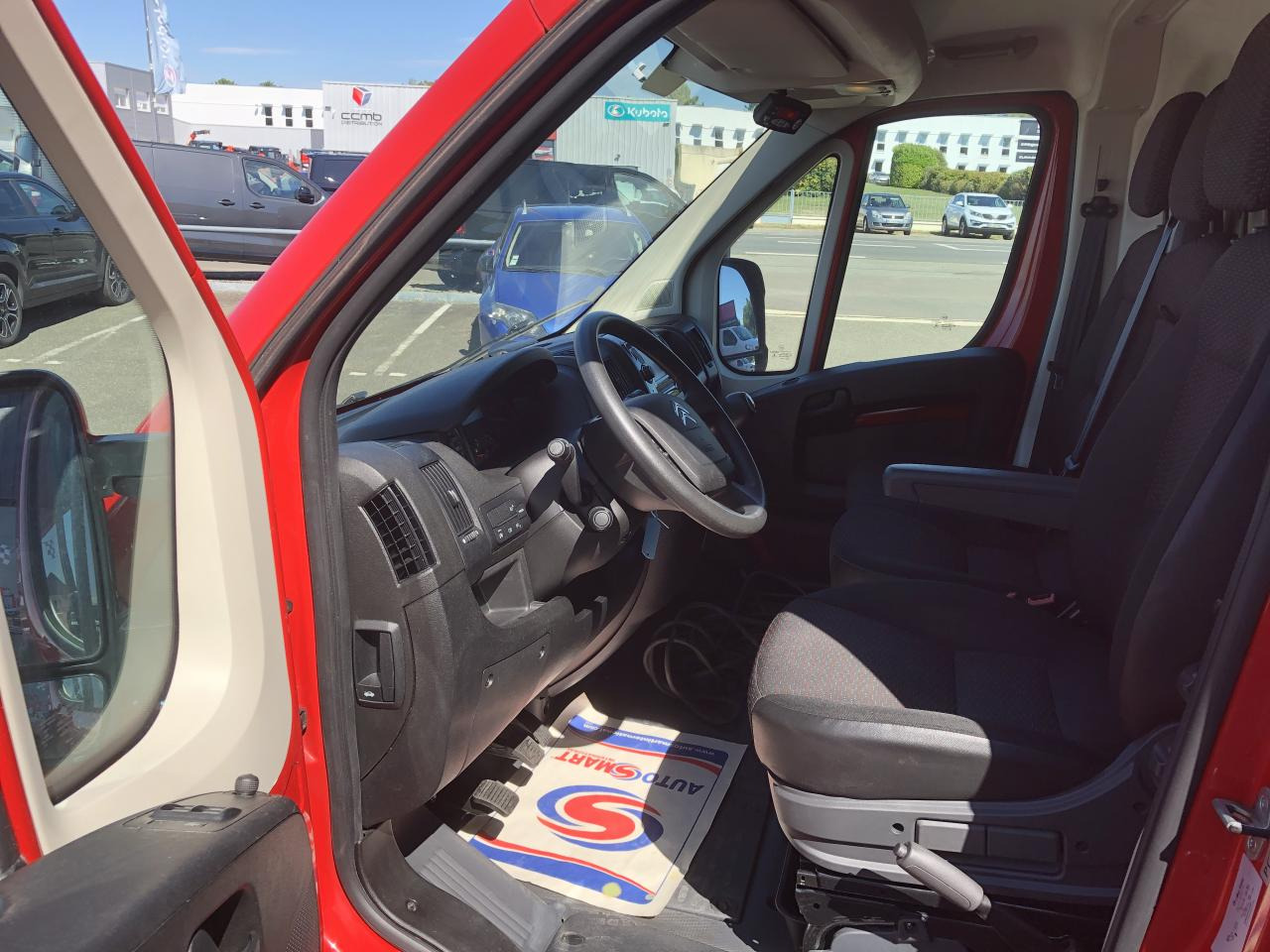 CITROEN FRIGO JUMPER 3T3 L2H2 2.2 HDI 140CH PREMIUM - Refrigerated van: picture 4 CITROEN FRIGO JUMPER 3T3 L2H2 2.2 HDI 140CH PREMIUM - Refrigerated van: picture 4