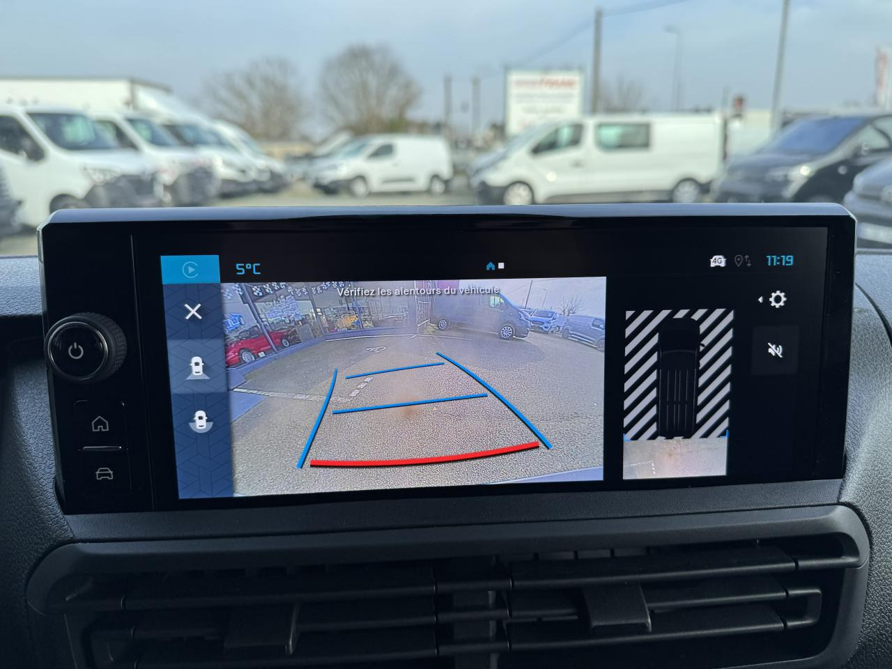 CITROEN jumpy 2 PLACES XL 2.0 BLUEHDI 180CH S&S PACK PREMIUM CONNECT EAT8 on lease CITROEN jumpy 2 PLACES XL 2.0 BLUEHDI 180CH S&S PACK PREMIUM CONNECT EAT8: picture 10 CITROEN jumpy 2 PLACES XL 2.0 BLUEHDI 180CH S&S PACK PREMIUM CONNECT EAT8 on lease CITROEN jumpy 2 PLACES XL 2.0 BLUEHDI 180CH S&S PACK PREMIUM CONNECT EAT8: picture 10