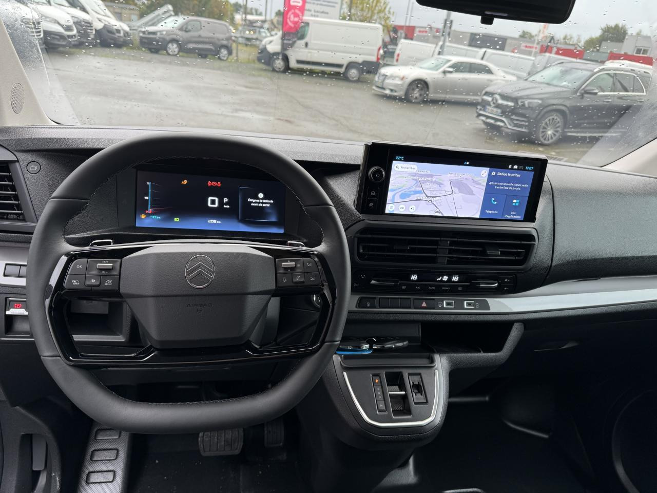 CITROEN jumpy M 2.0 BLUEHDI 180 S S EAT8 DOUBLE CABINE 5 PLACES - Panel van: picture 3 CITROEN jumpy M 2.0 BLUEHDI 180 S S EAT8 DOUBLE CABINE 5 PLACES - Panel van: picture 3