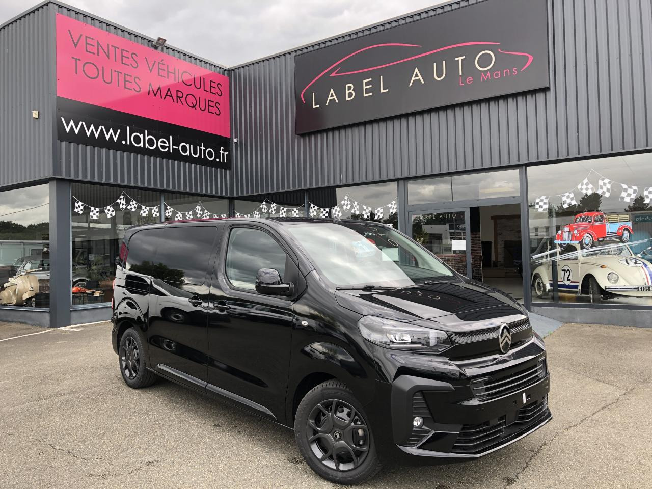 CITROEN jumpy XL 2.0 BLUEHDI 180CH S&S CABINE APPROFONDIE FIXE EAT8 5 PLACES - Panel van: picture 1 CITROEN jumpy XL 2.0 BLUEHDI 180CH S&S CABINE APPROFONDIE FIXE EAT8 5 PLACES - Panel van: picture 1