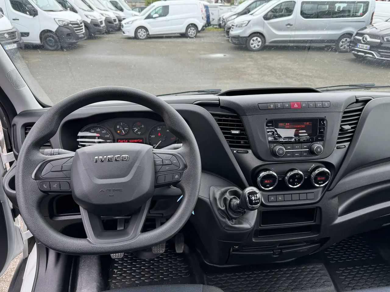 Iveco Daily 35S16H3.0 EMPATTEMENT 4100 - Tow truck: picture 4 Iveco Daily 35S16H3.0 EMPATTEMENT 4100 - Tow truck: picture 4