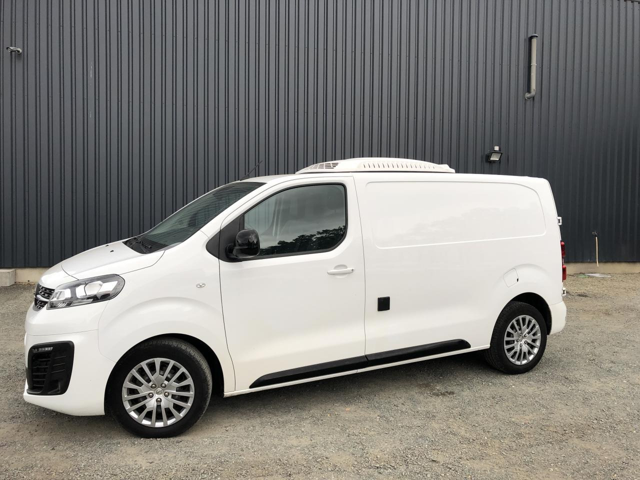 OPEL VIVARO 2.0 D 145CH FRIGORIFIQUE POSITIF THERMOKING - Refrigerated van: picture 2 OPEL VIVARO 2.0 D 145CH FRIGORIFIQUE POSITIF THERMOKING - Refrigerated van: picture 2