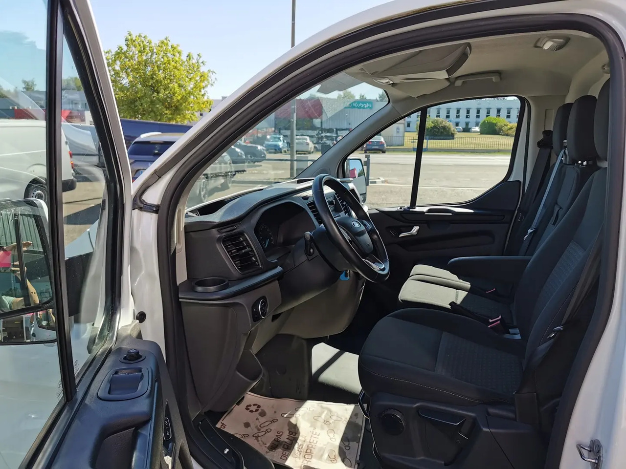 Ford Transit Custom 300 L1H1 2.0 ECOBLUE 130 HYBRID TREND BUSINESS - Other machinery: picture 5 Ford Transit Custom 300 L1H1 2.0 ECOBLUE 130 HYBRID TREND BUSINESS - Other machinery: picture 5