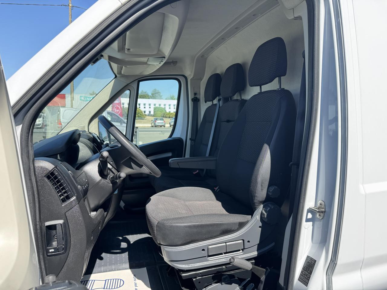 Peugeot Boxer L3H2 3.5 140CH BLUEHDI S&S PACK ASPHALT CONNECT - Panel van: picture 4 Peugeot Boxer L3H2 3.5 140CH BLUEHDI S&S PACK ASPHALT CONNECT - Panel van: picture 4