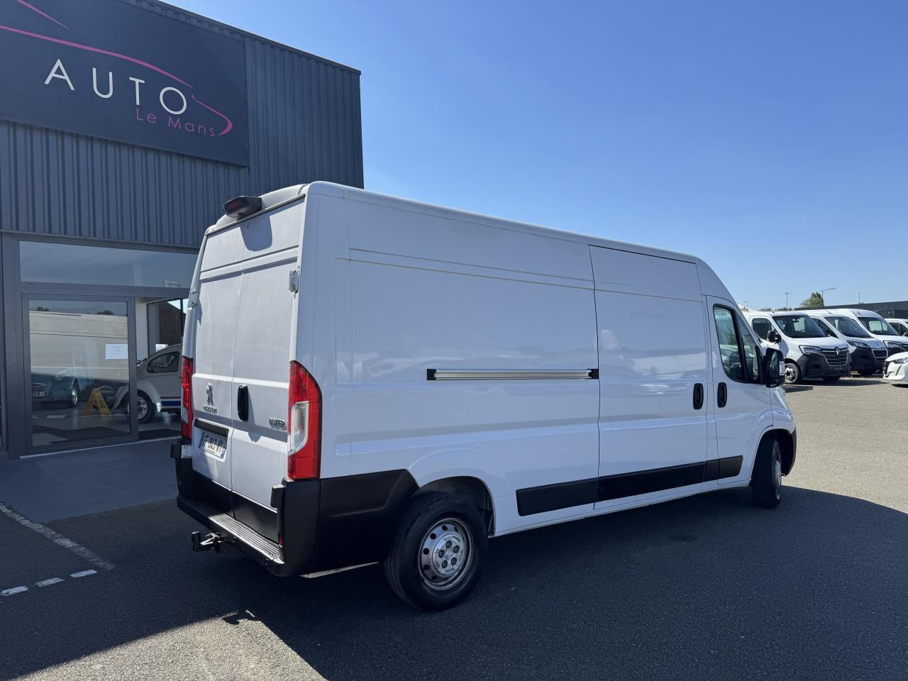 Peugeot Boxer L3H2 3.5 140CH BLUEHDI S&S PACK ASPHALT CONNECT - Panel van: picture 5 Peugeot Boxer L3H2 3.5 140CH BLUEHDI S&S PACK ASPHALT CONNECT - Panel van: picture 5