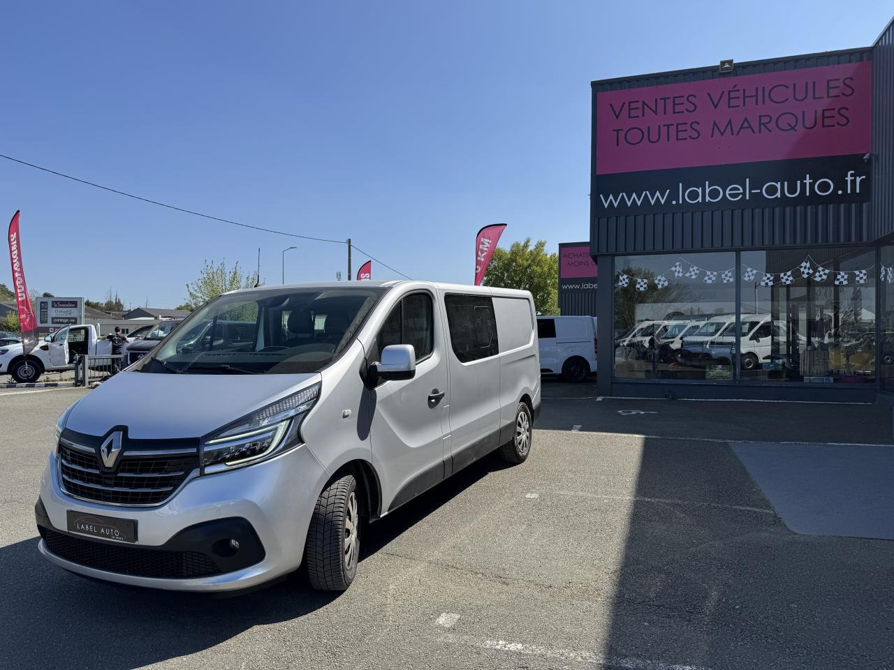 Renault Trafic L2H1 2.0 DCI 145CH CABINE APPROFONDIE 6 PLACES CONFORT EDC - Combi van: picture 4 Renault Trafic L2H1 2.0 DCI 145CH CABINE APPROFONDIE 6 PLACES CONFORT EDC - Combi van: picture 4