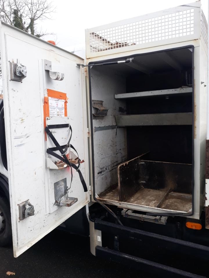 Iveco Daily 70C18 tribenne + coffre - Tipper: picture 5 Iveco Daily 70C18 tribenne + coffre - Tipper: picture 5