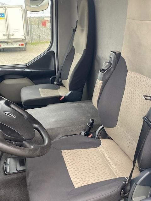 PREMIUM 380 CV FOURGON + HAYON RAB - Box truck: picture 3 PREMIUM 380 CV FOURGON + HAYON RAB - Box truck: picture 3