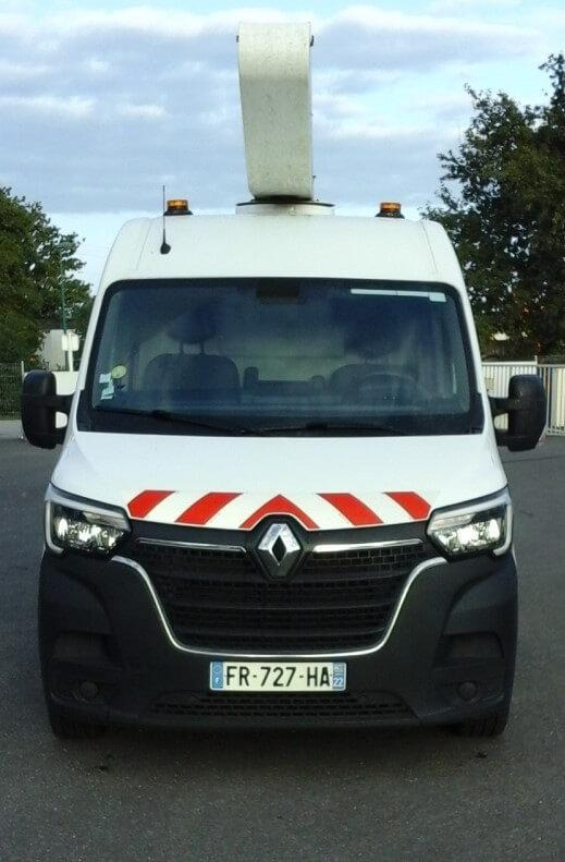 Renault Master 145.35 FG Tronqué L2H2 Nacelle Pack éco - Truck mounted aerial platform: picture 1 Renault Master 145.35 FG Tronqué L2H2 Nacelle Pack éco - Truck mounted aerial platform: picture 1