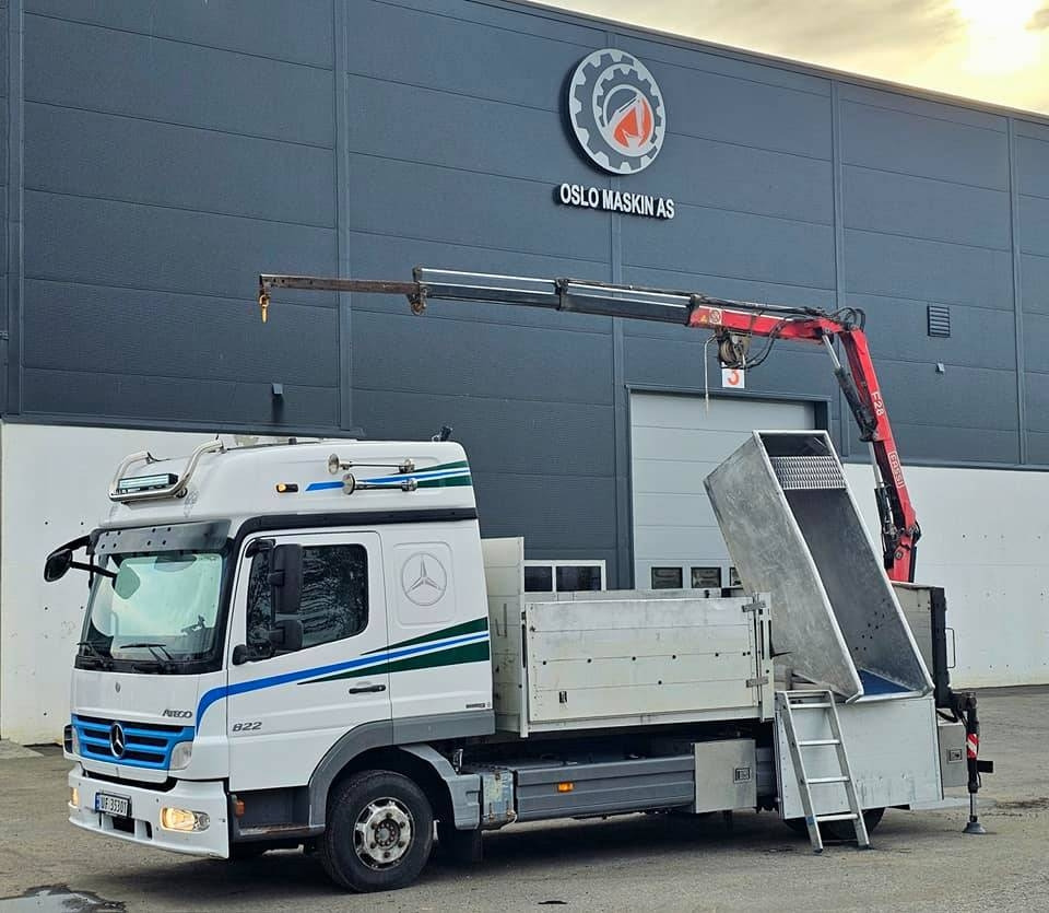 Mercedes-Benz Atego 822 L  - Dropside/ Flatbed truck: picture 1 Mercedes-Benz Atego 822 L  - Dropside/ Flatbed truck: picture 1
