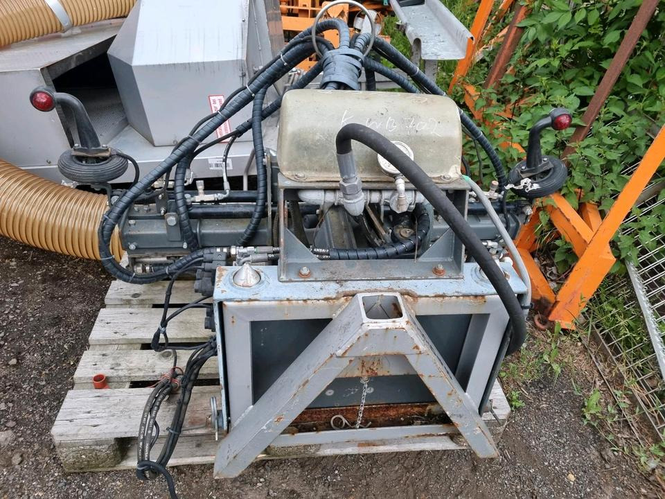 Hochdrucksprühbalken Schwemmbalken Fischer Straßenreinigung Kehrmaschine Ladog Hochdruckreiniger Multicar Unimog - Attachment for Municipal/ Special vehicle: picture 4 Hochdrucksprühbalken Schwemmbalken Fischer Straßenreinigung Kehrmaschine Ladog Hochdruckreiniger Multicar Unimog - Attachment for Municipal/ Special vehicle: picture 4