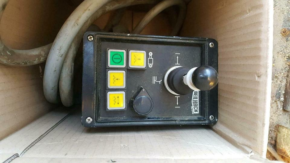 Elektrohydraulik Scheepflug Beilhack Schmidt Schneeschild Unimog - Electrical system for Municipal/ Special vehicle: picture 3 Elektrohydraulik Scheepflug Beilhack Schmidt Schneeschild Unimog - Electrical system for Municipal/ Special vehicle: picture 3