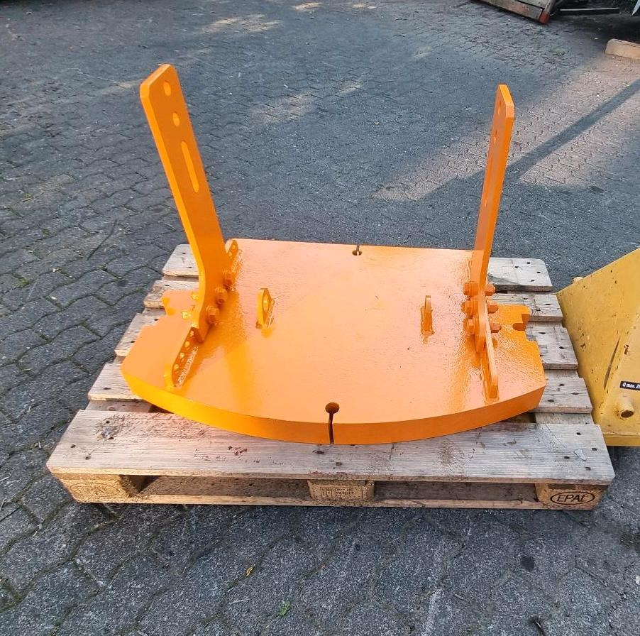 Heckgewicht Unimog 405 U400 U 300 500 400 318 423 427 429 430 530 527 535 Kontergewicht Mulag Mähausleger Böschungsmulcher Dücker - Counterweight for Municipal/ Special vehicle: picture 1 Heckgewicht Unimog 405 U400 U 300 500 400 318 423 427 429 430 530 527 535 Kontergewicht Mulag Mähausleger Böschungsmulcher Dücker - Counterweight for Municipal/ Special vehicle: picture 1