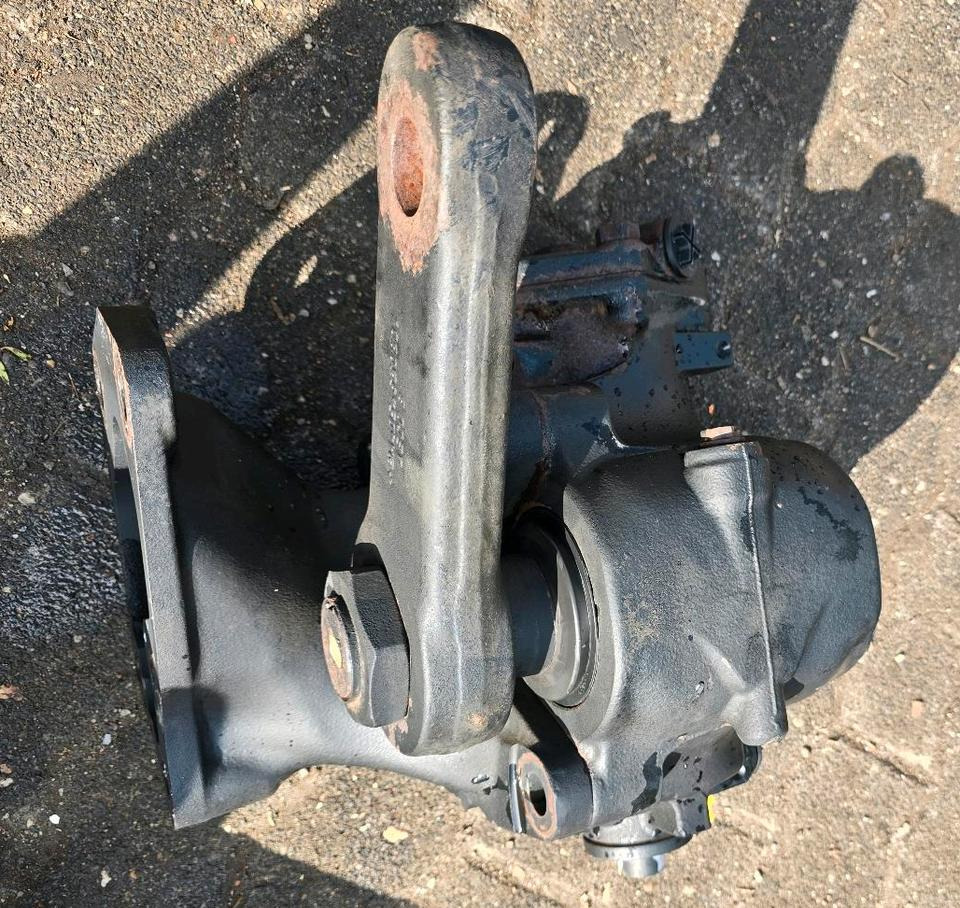 Lenkgetriebe ZF LS 54 ZFLS54 für Unimog Baureihe 405 U423 427 429 430 Mercedes-Benz U Lenkung - Steering for Municipal/ Special vehicle: picture 1 Lenkgetriebe ZF LS 54 ZFLS54 für Unimog Baureihe 405 U423 427 429 430 Mercedes-Benz U Lenkung - Steering for Municipal/ Special vehicle: picture 1