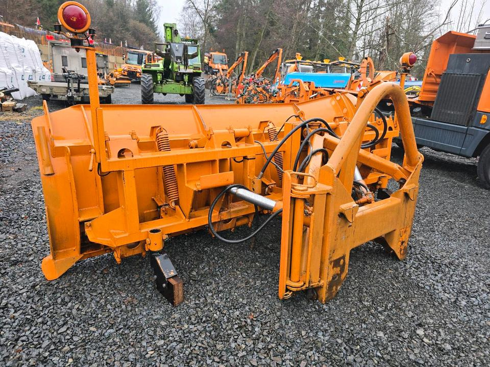 Schmidt MF 2.4 3m. Schneeschieber Schneeschild Winterdienst Räumschild Schneepflug passend für Traktor Unimog 405 UGE UGN Fronthydraulik - Snow plough: picture 1 Schmidt MF 2.4 3m. Schneeschieber Schneeschild Winterdienst Räumschild Schneepflug passend für Traktor Unimog 405 UGE UGN Fronthydraulik - Snow plough: picture 1