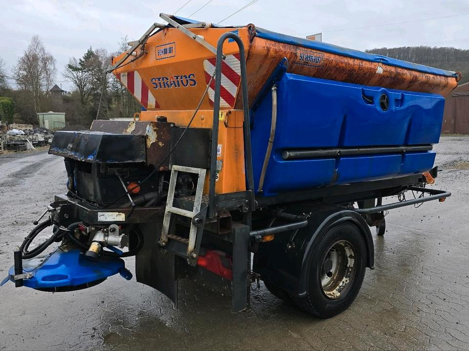 Schmidt Stratos B35-30 AWCLN-490 3,5m3 Salzstreuanhänger Bandstreuer Streuanhänger IMSSF Salzstreuer Winterdienst Streuautomat Streusilo Solestreuer - Sand/ Salt spreader: picture 2 Schmidt Stratos B35-30 AWCLN-490 3,5m3 Salzstreuanhänger Bandstreuer Streuanhänger IMSSF Salzstreuer Winterdienst Streuautomat Streusilo Solestreuer - Sand/ Salt spreader: picture 2