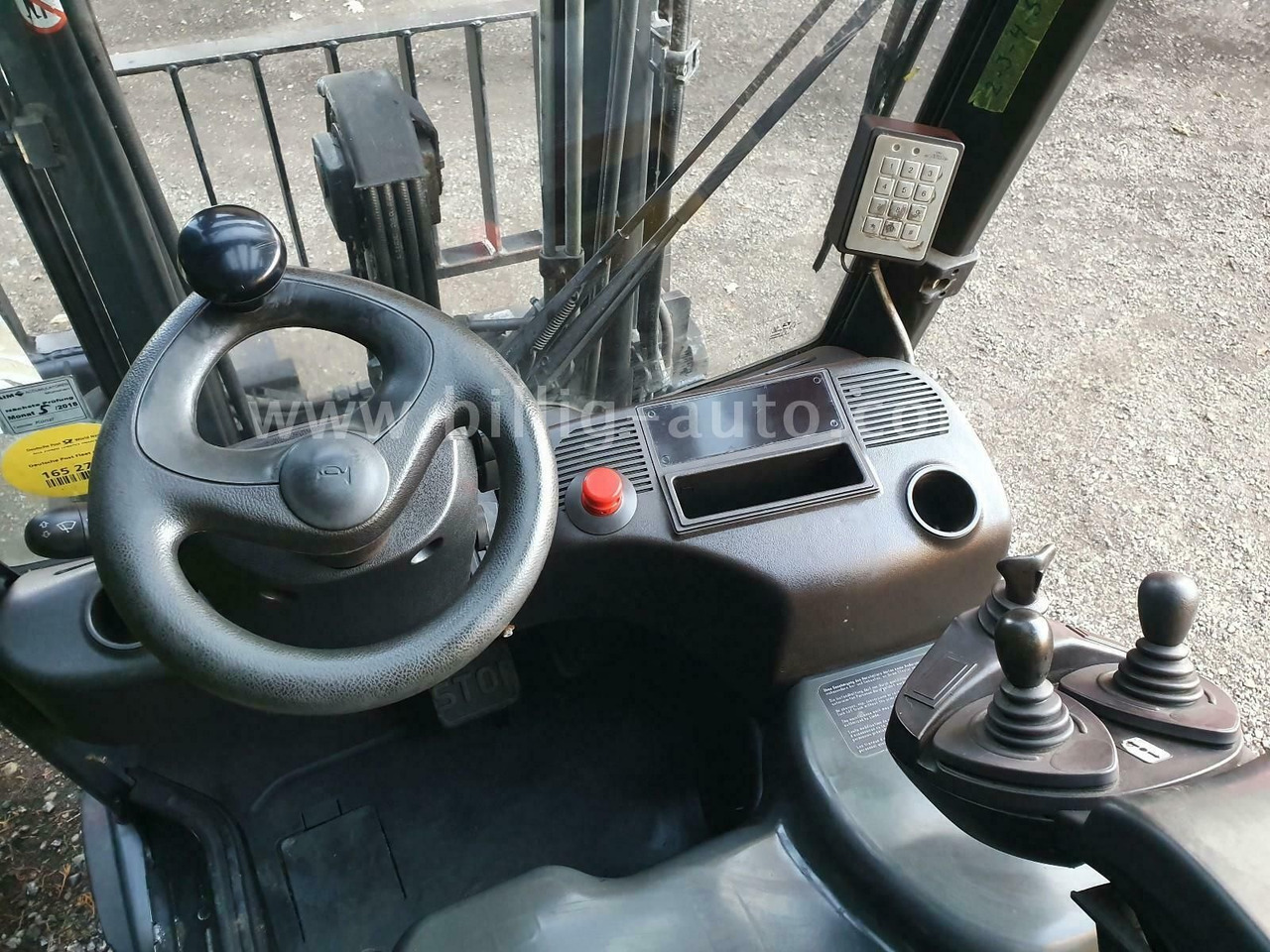 Electric forklift Linde E18 PH 4-Rad Seitenschieber*Zinkenverstellung*: picture 9 Electric forklift Linde E18 PH 4-Rad Seitenschieber*Zinkenverstellung*: picture 9