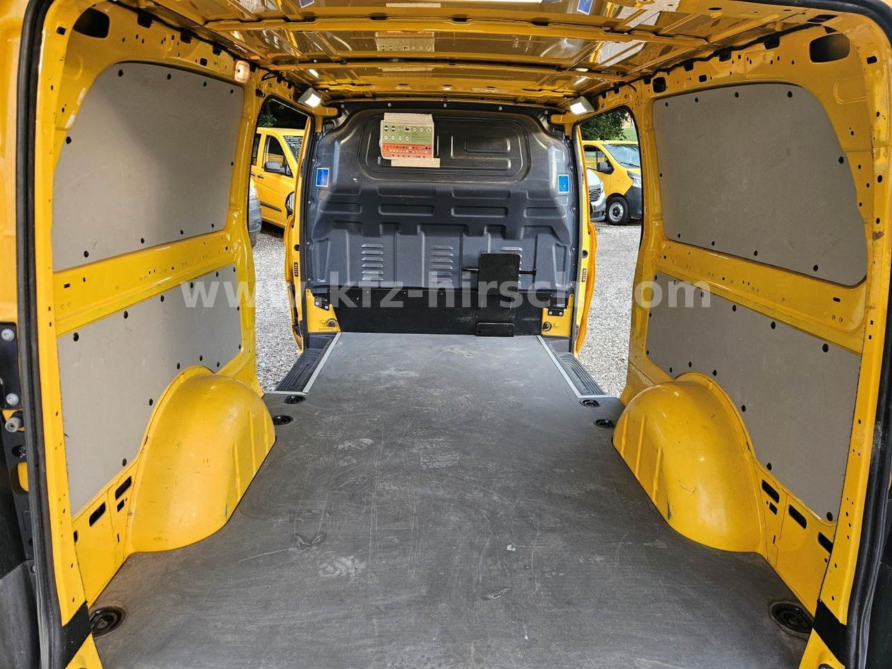 Passenger van Mercedes-Benz Vito EXTRALANG Kasten CDI Maxi 2xSchiebetüre: picture 13 Passenger van Mercedes-Benz Vito EXTRALANG Kasten CDI Maxi 2xSchiebetüre: picture 13